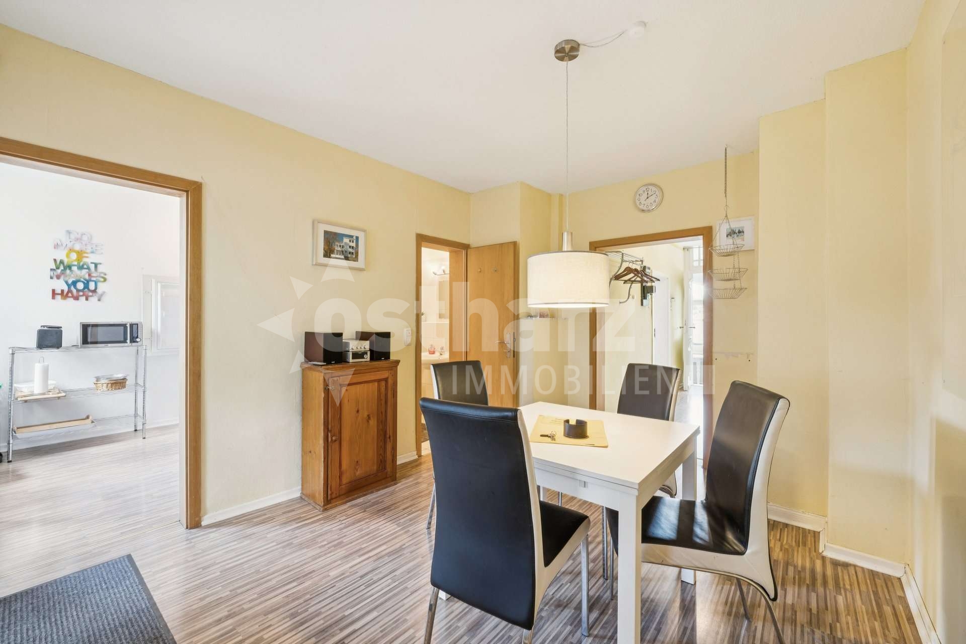 https://www.ostharz-immobilien.de/wp-content/uploads/immomakler/attachments/49d8a46c192e0d659cd7b8f599eee732/5584278-R7FCzy53ivpE52Vc7HT9pDyc-623886-A-backbonephoto-025_WEB.jpg