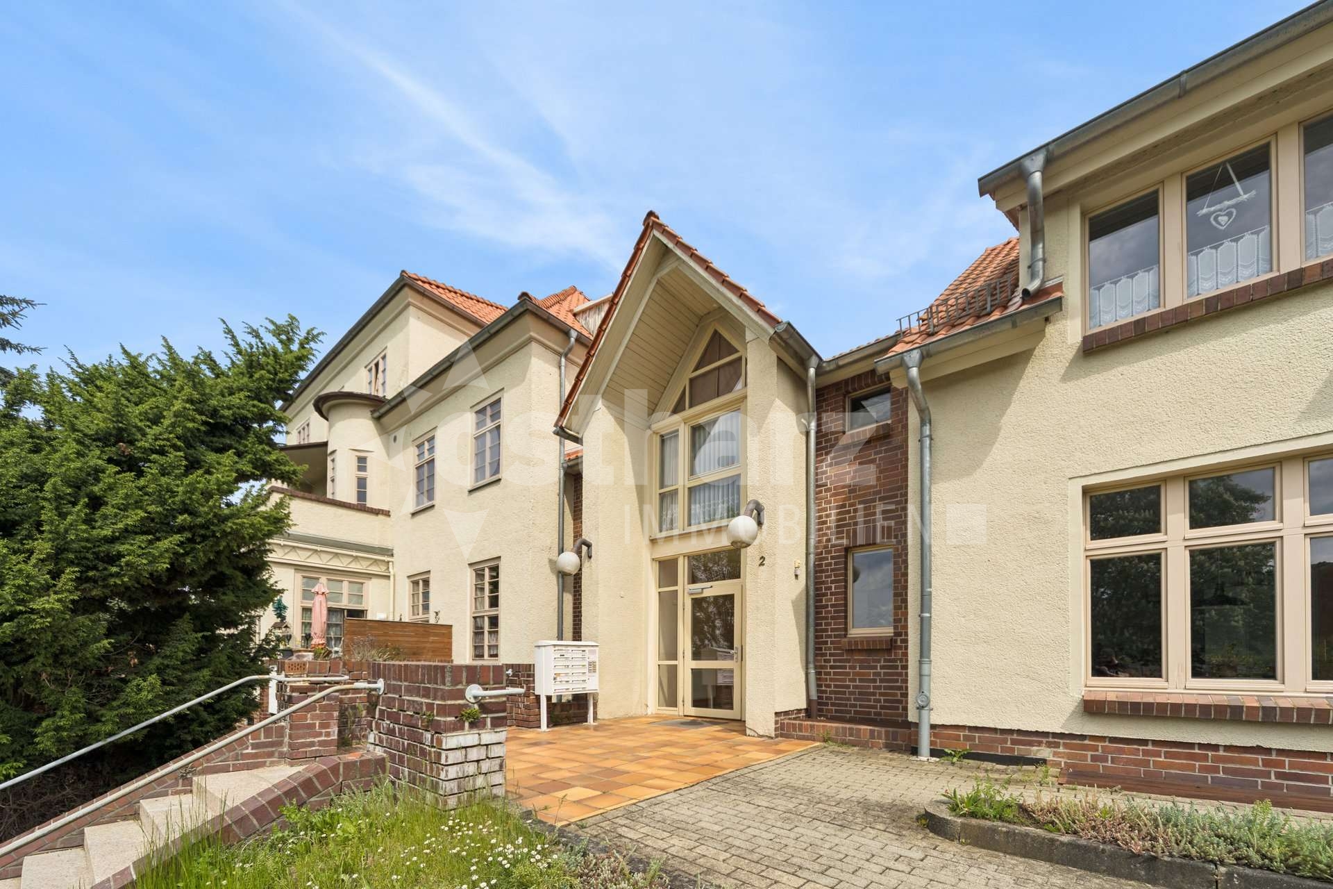 https://www.ostharz-immobilien.de/wp-content/uploads/immomakler/attachments/5aefc54e05d31137109f19ff0aef730d/5394917-gYAsGECrLFWQkp4XcZjYzuu2-616489-A-backbonephoto-073_WEB.jpg