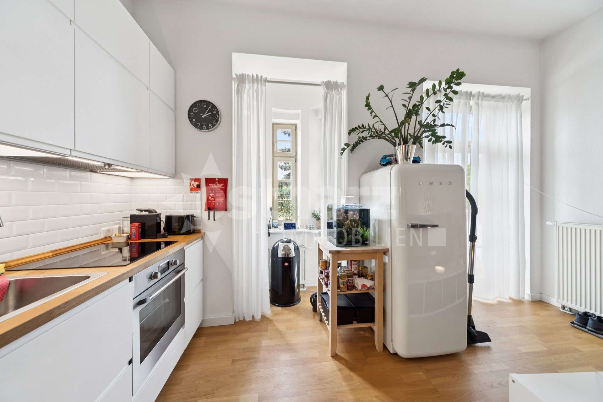 https://www.ostharz-immobilien.de/wp-content/uploads/immomakler/attachments/5aefc54e05d31137109f19ff0aef730d/5394917-kEsqCQzuMaGuDimkEQqcq9xa-616489-A-backbonephoto-025_WEB.jpg