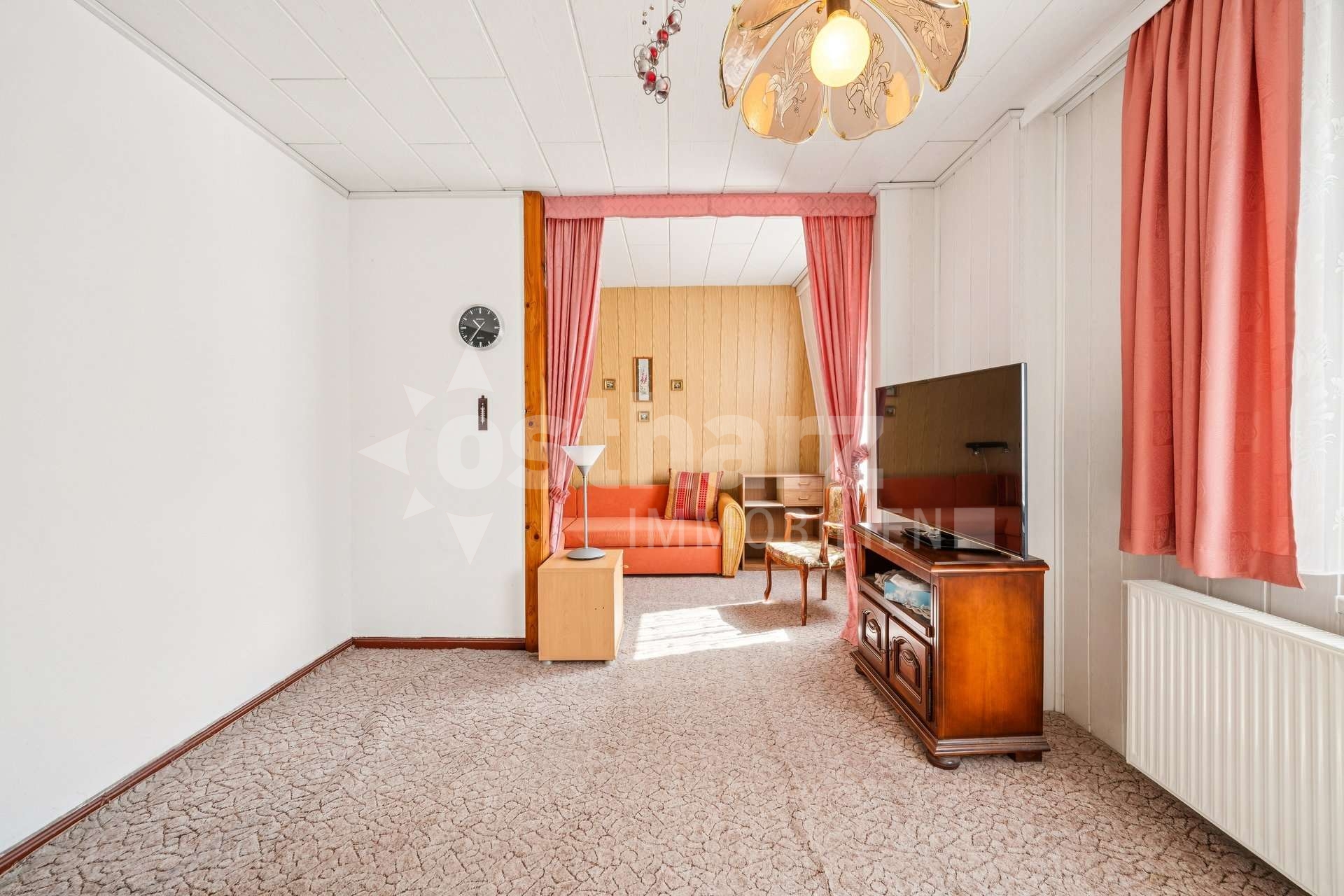 https://www.ostharz-immobilien.de/wp-content/uploads/immomakler/attachments/76f7f60f4a702d296a3f977f23a662a8/5514222-86TmG1nk23FErQDSvNaYbj27-623885-A-backbonephoto-061_WEB.jpg