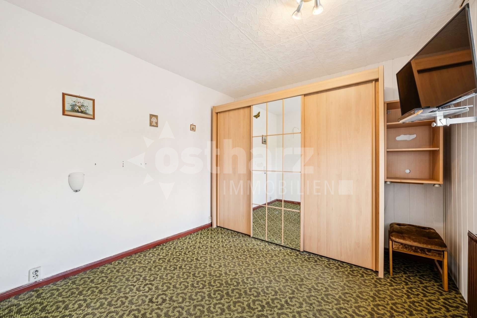 https://www.ostharz-immobilien.de/wp-content/uploads/immomakler/attachments/76f7f60f4a702d296a3f977f23a662a8/5514222-h8BZhUQZ4LuSgUBrRTmFmsf5-623885-A-backbonephoto-064_WEB.jpg