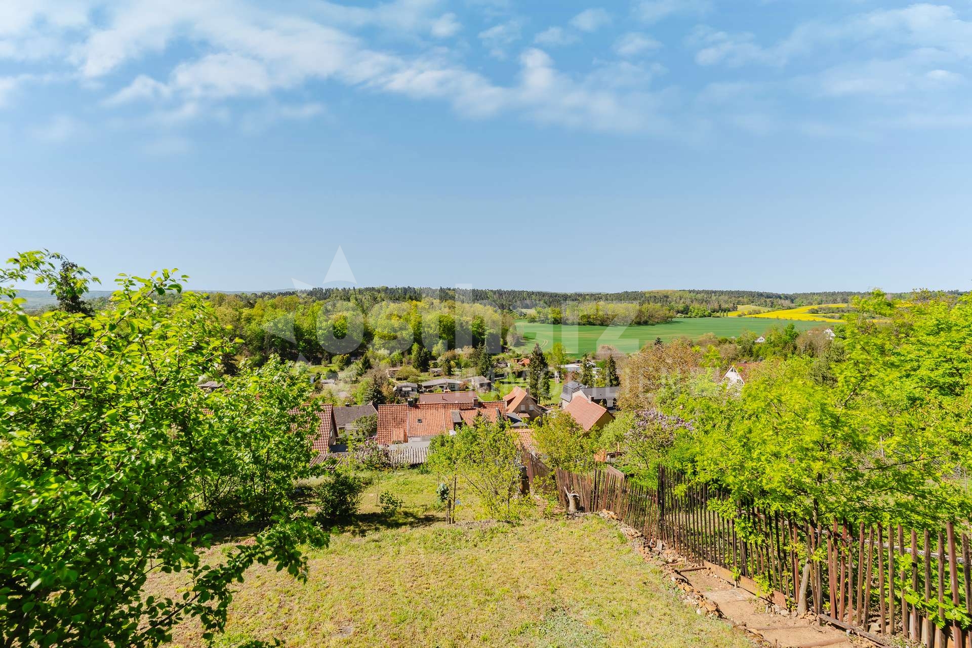 https://www.ostharz-immobilien.de/wp-content/uploads/immomakler/attachments/8b4b6f33a22e2cb3a86a9372da1df971/5389829-RbD18GQy7RnQttitDd5J7uqE-Bornholzweg_Kamera-23.jpg