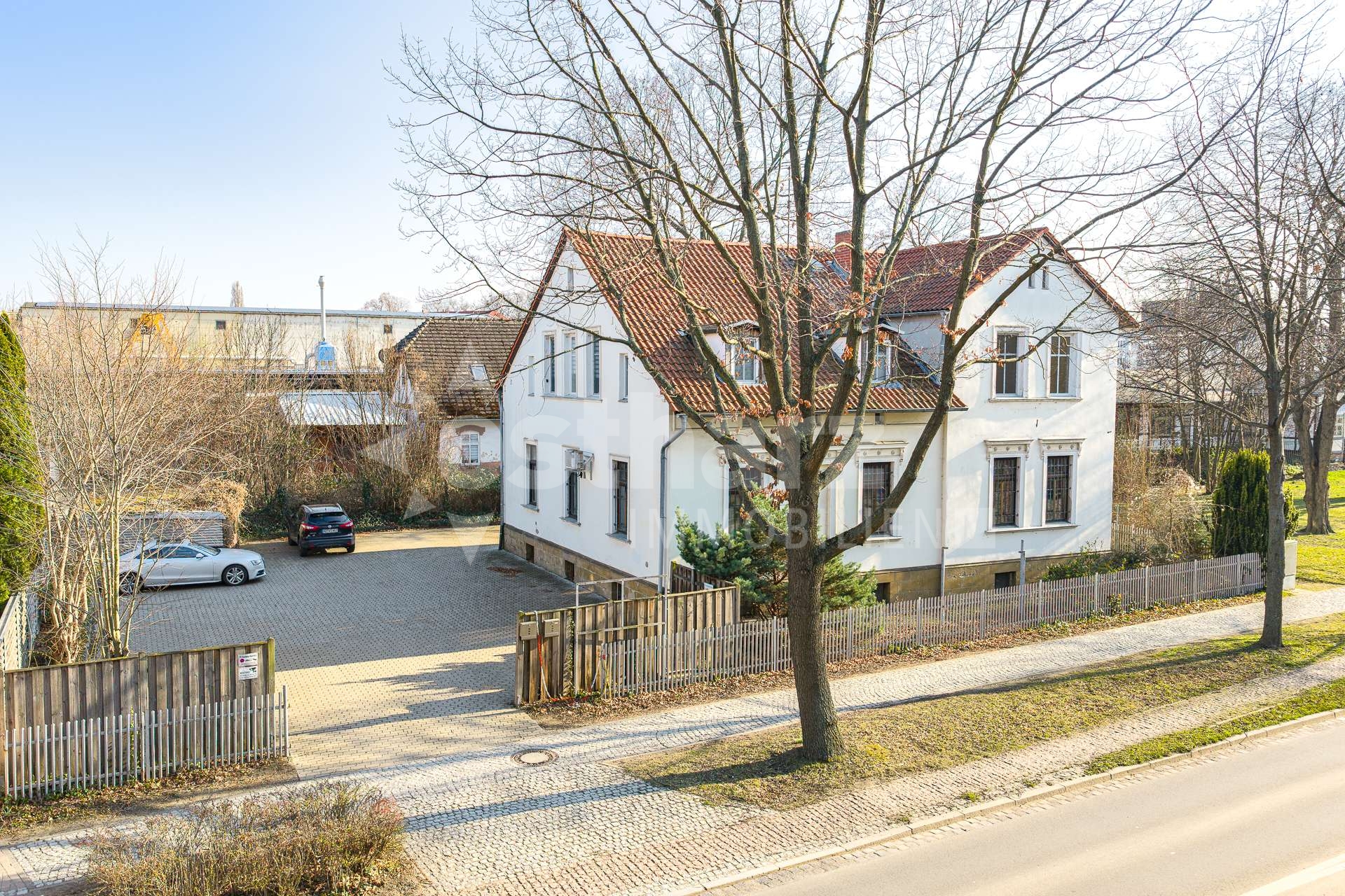 https://www.ostharz-immobilien.de/wp-content/uploads/immomakler/attachments/b7f98b97b248d62f12c6447d5010eda1/5146350-v2RG5W1HsgzSDegC3zXF9Yia-DJI_20260318154205_0006_D.jpg