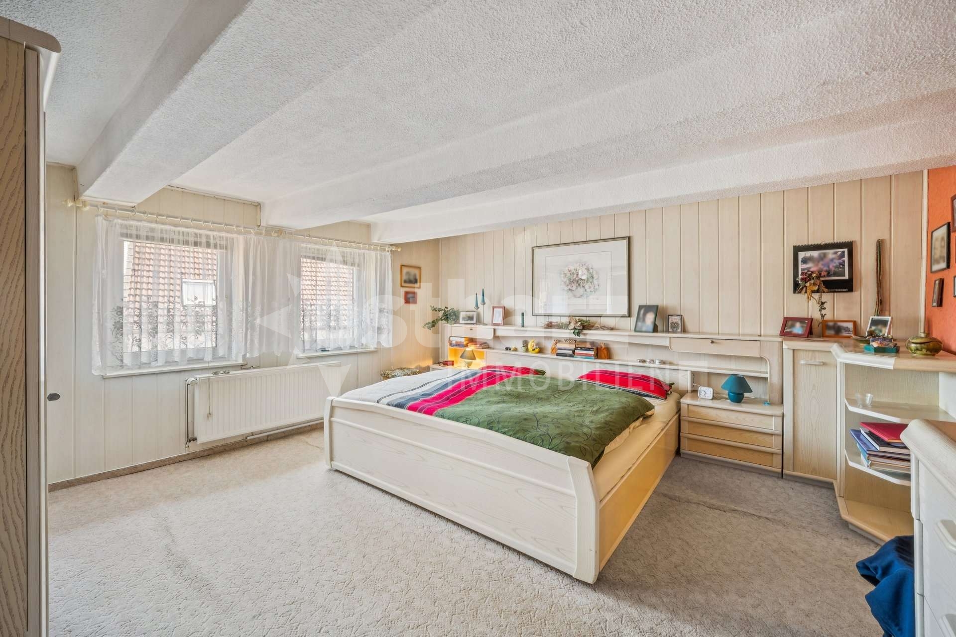 https://www.ostharz-immobilien.de/wp-content/uploads/immomakler/attachments/e49a3be4b5c6515e1831deef02b47ec9/5445733-CqXEtojvgpQFaAmEFbmeviAJ-618221-A-backbonephoto-148_WEB.jpg