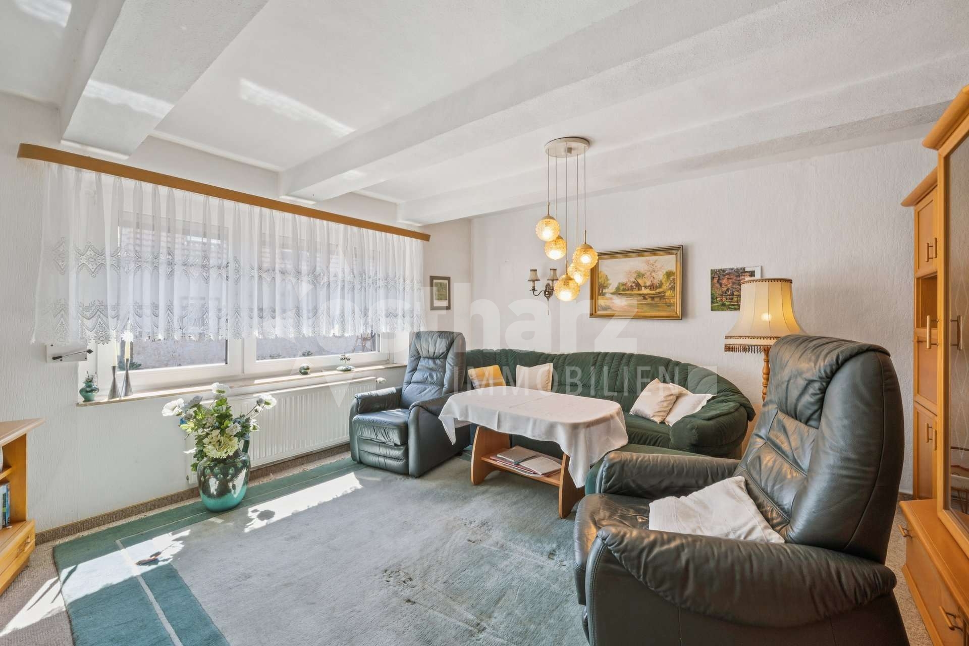 https://www.ostharz-immobilien.de/wp-content/uploads/immomakler/attachments/e49a3be4b5c6515e1831deef02b47ec9/5445733-Ghq9aU4HBETBYuPci8M1q532-618221-A-backbonephoto-119_WEB.jpg