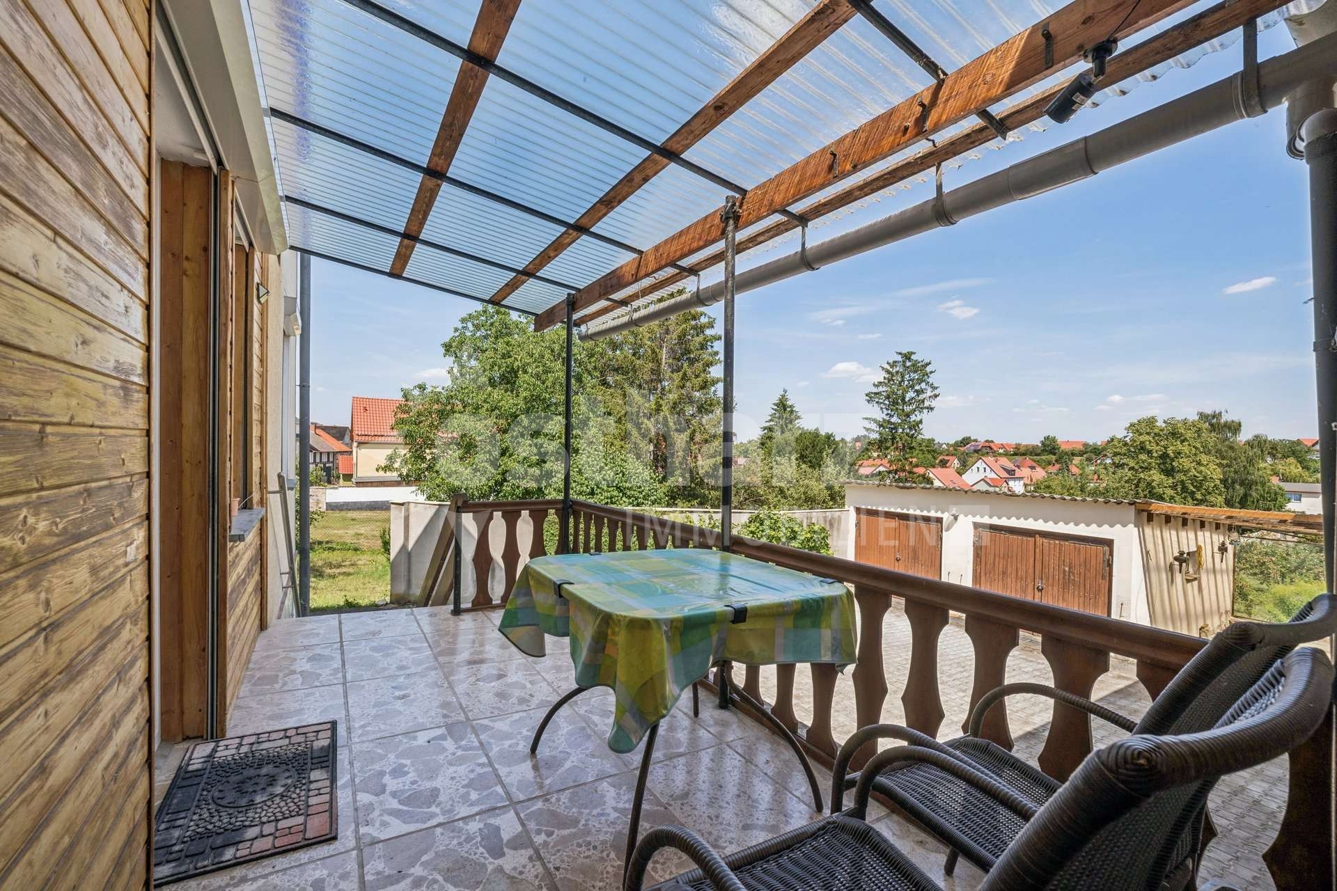 https://www.ostharz-immobilien.de/wp-content/uploads/immomakler/attachments/f64b8e6c7a25dbd17bc9bf0647ec87ed/5718140-4A2wVTMvYPBVDZwypUySGohB-626126-A-backbonephoto-004_WEB.jpg