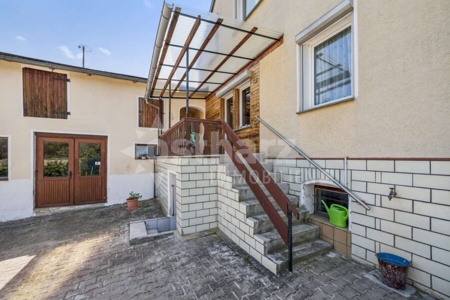 06502 Thale OT Neinstedt, Einfamilienhaus zum Kauf | Eingang Rückseite | Ostharz Immobilien