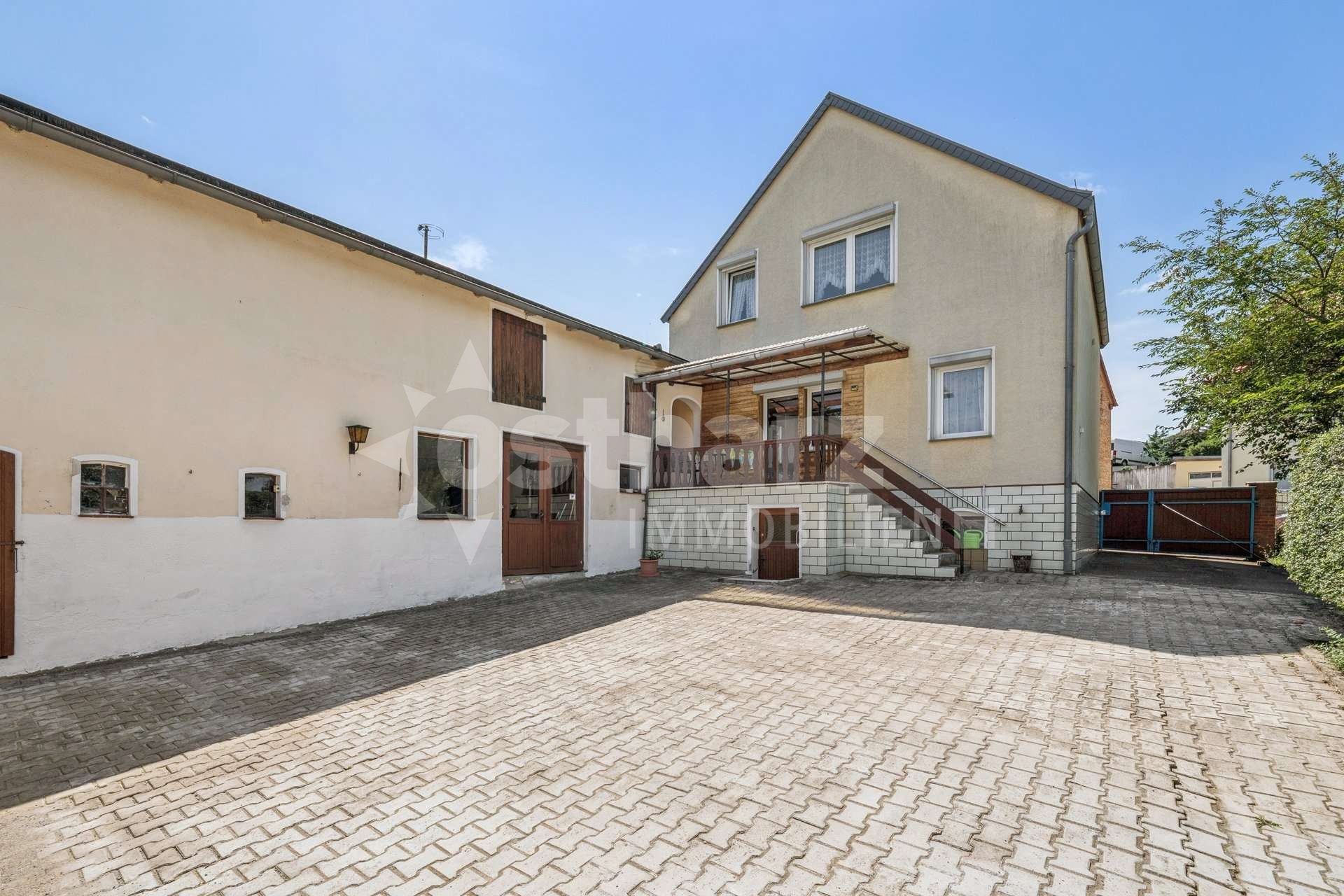 https://www.ostharz-immobilien.de/wp-content/uploads/immomakler/attachments/f64b8e6c7a25dbd17bc9bf0647ec87ed/5718140-VxRqPxKd9xb9qDU8YrCD9u6Z-626126-A-backbonephoto-010_WEB.jpg